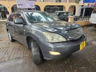 A picture of Toyota Harrier