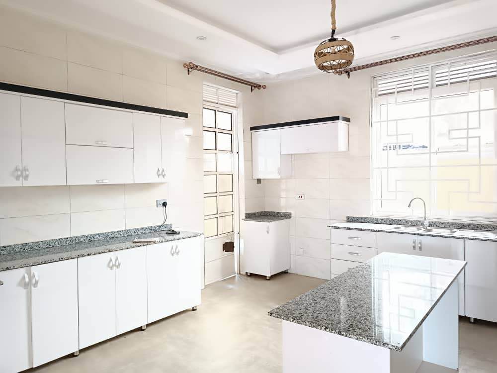 A picture of Kira Kampala house for sale six bedroom 0703733373