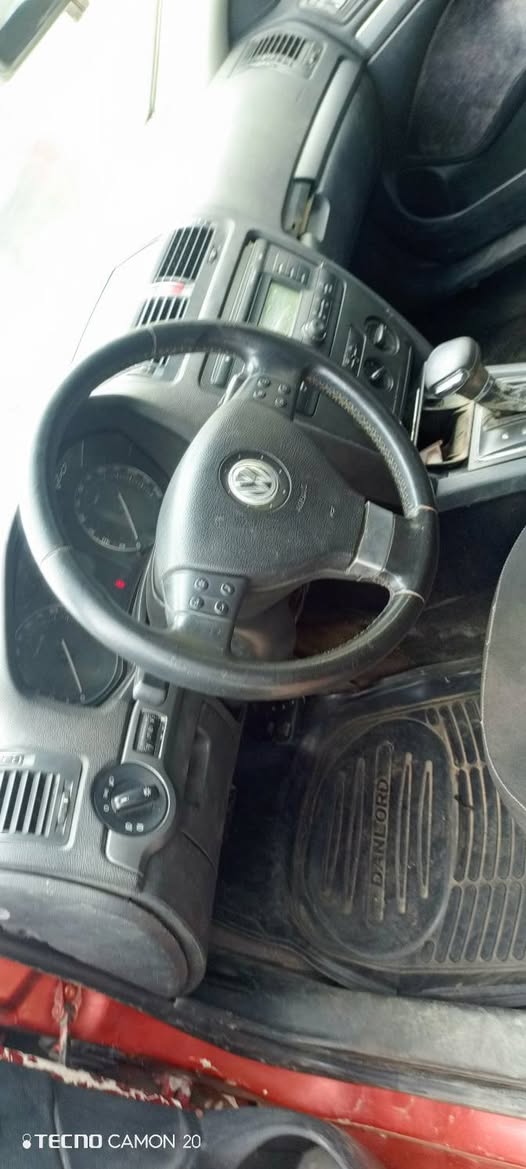 A picture of Socoda car 2006 Buy ad drive Engine and gear 08135966677