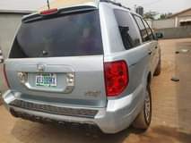 A picture of Honda pilot