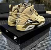 A picture of Original sneakers