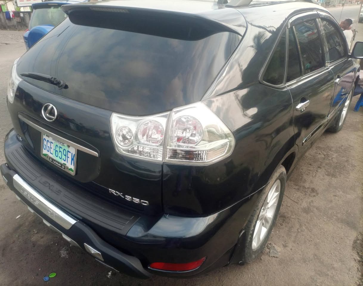 A picture of Lexus Rx 350 for sale