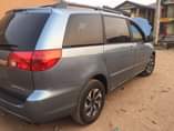 A picture of Neat Toyota Sienna 2007 08 model in good condition going