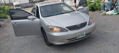 A picture of Toks standard Toyota Camry with an ANDROID SCREEN Few years