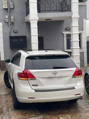 A picture of Toyota venza full option