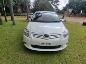 used toyota auris