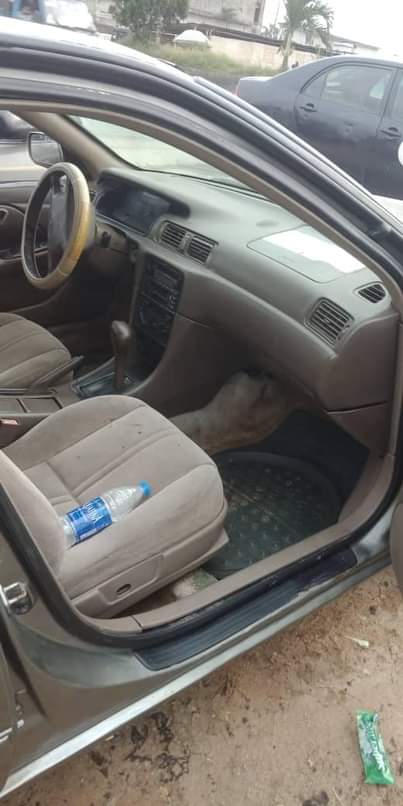 A picture of Gimme 1 550m for this Camry It s in okay