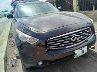 A picture of Infiniti 2010