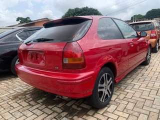 A picture of Direct Belgium Honda Civic 2000 model with original duty available