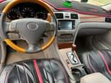 A picture of Lexus Es2005