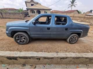 A picture of Honda Ridgeline 4WD