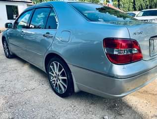 A picture of TOYOTA BREVIS premium edition