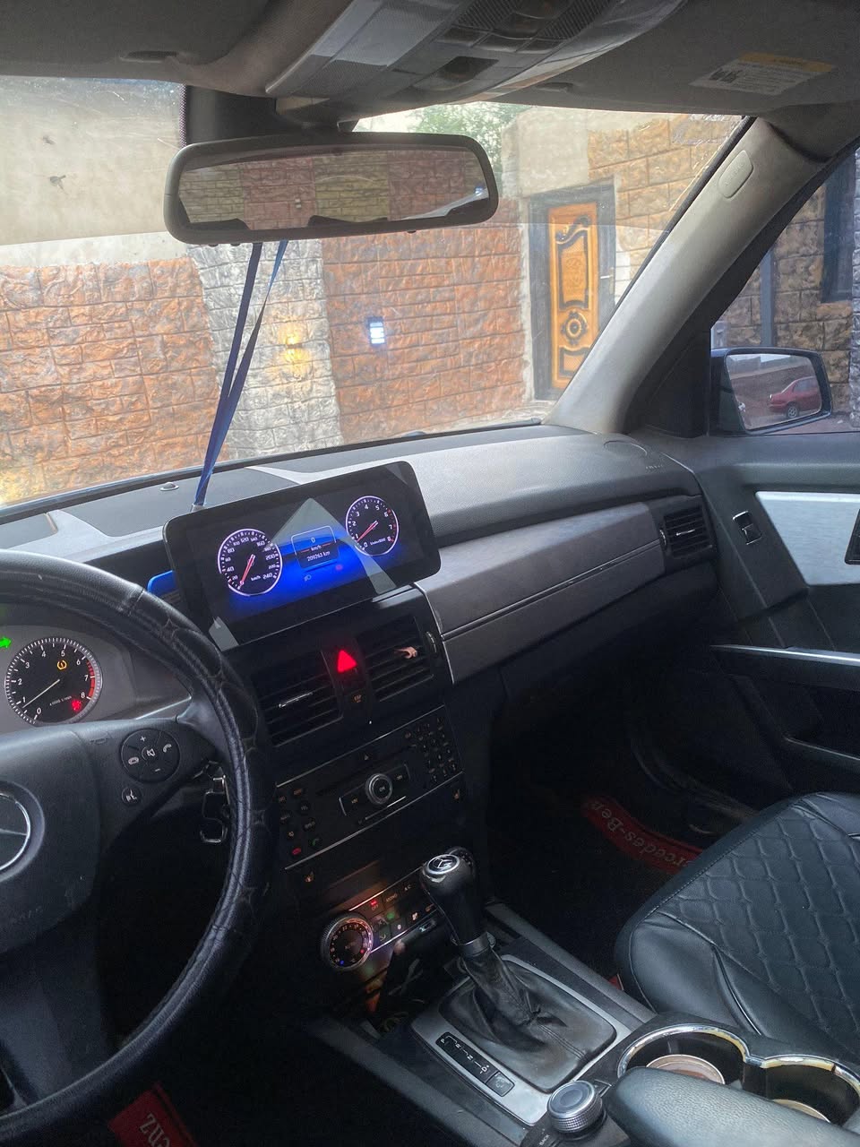 A picture of Glk350 2010