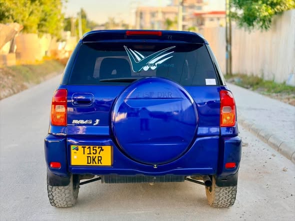 A picture of TOYOTA RAV4
