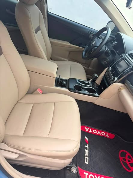 A picture of Toyota camry 2013