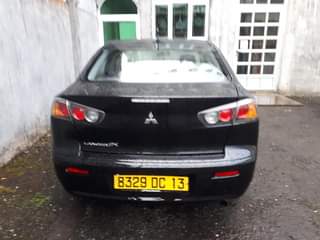 mitsubishi lancer