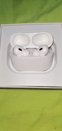 A picture of Original airpods pro UGX 200.000