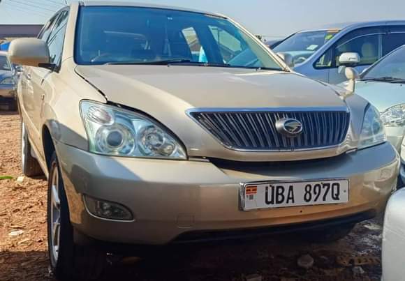 A picture of 2005 Harrier 2005