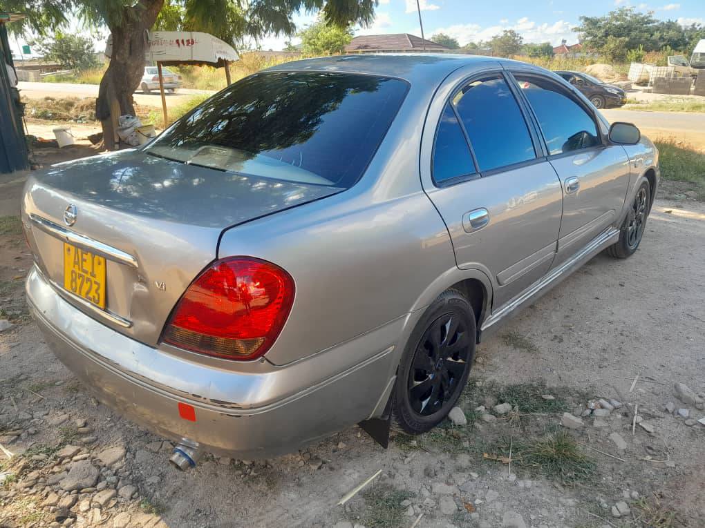 classifieds/cars nissan