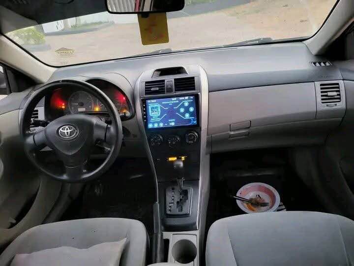 A picture of COROLLA 2012