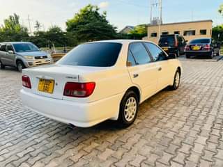 A picture of TOYOTA CALINA