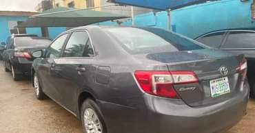 A picture of 2014 camry Untouched engine Buy and enjoy Belgium standard 5