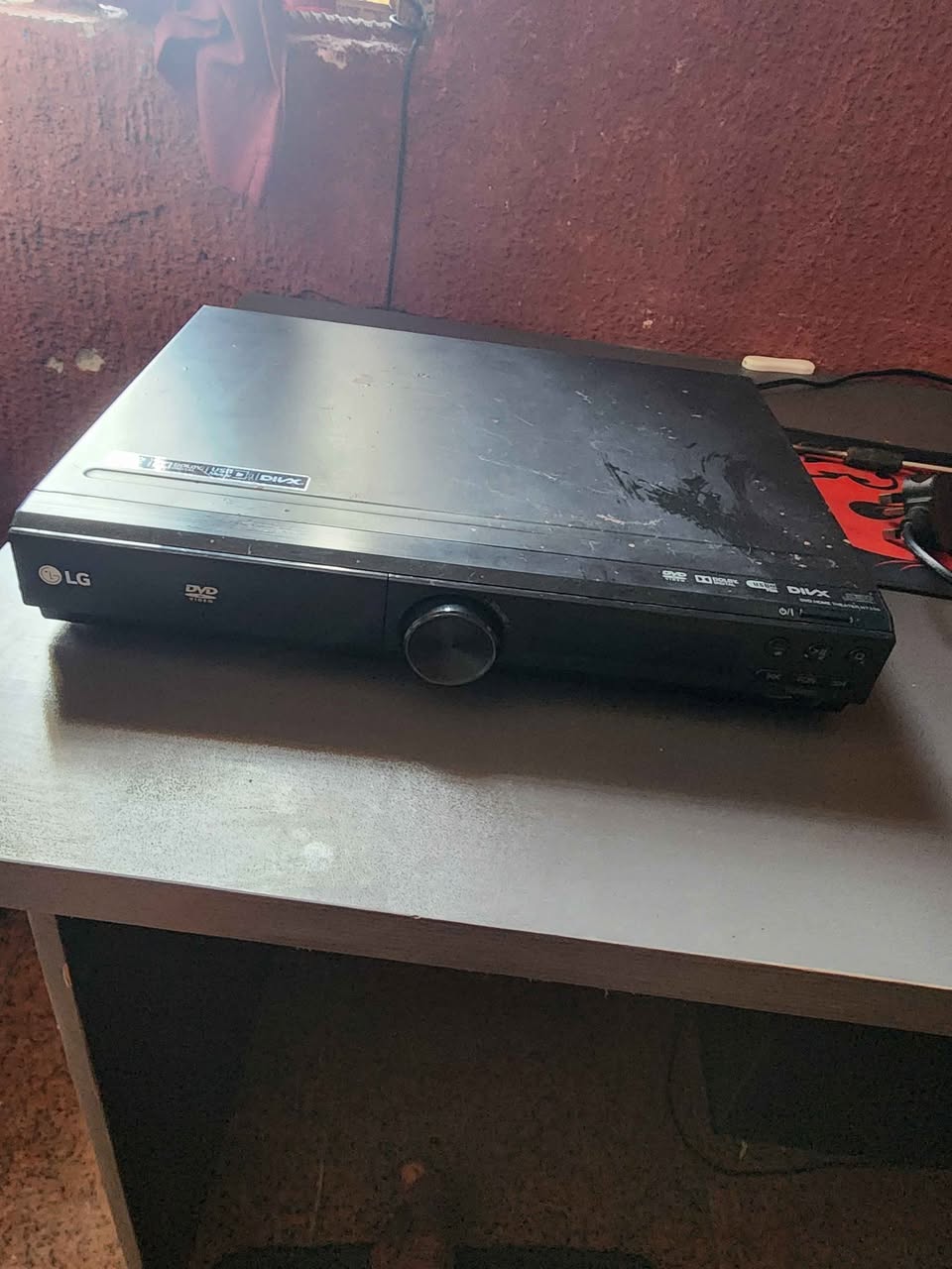 A picture of LG home theatre machine sound system with Bluetooth for sale