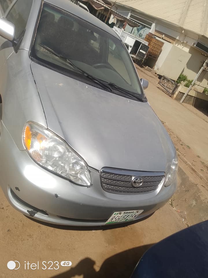 A picture of Toyota Corolla 06