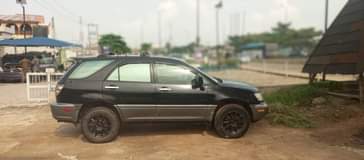 A picture of SUper