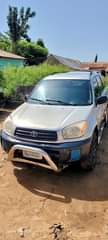 A picture of JAPA DISTRESS SALES Clean Toyota Rav 4 02 05 for