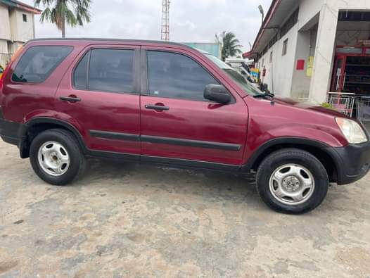 A picture of AWOOO AWOOO OWNER NEED CASH TODAY TODAY TOK STANDARDS ENGINE