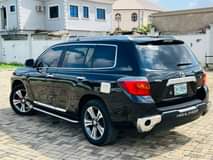 A picture of BRIEFLY DRIVEN 2008 TOYOTA HIGHLANDER SPORT EDITION 9 Months Registered