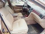 A picture of EXTREMELY CLEAN LEXUS ES330 Everything working perfectly AC chilling Sharp