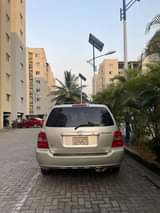 A picture of TOYOTA HIGHLANDER 2005 WOWWWWWW PLEASE RUSH AND PAY BEFORE IT