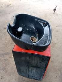 A picture of Dishi la kuoshea nywele