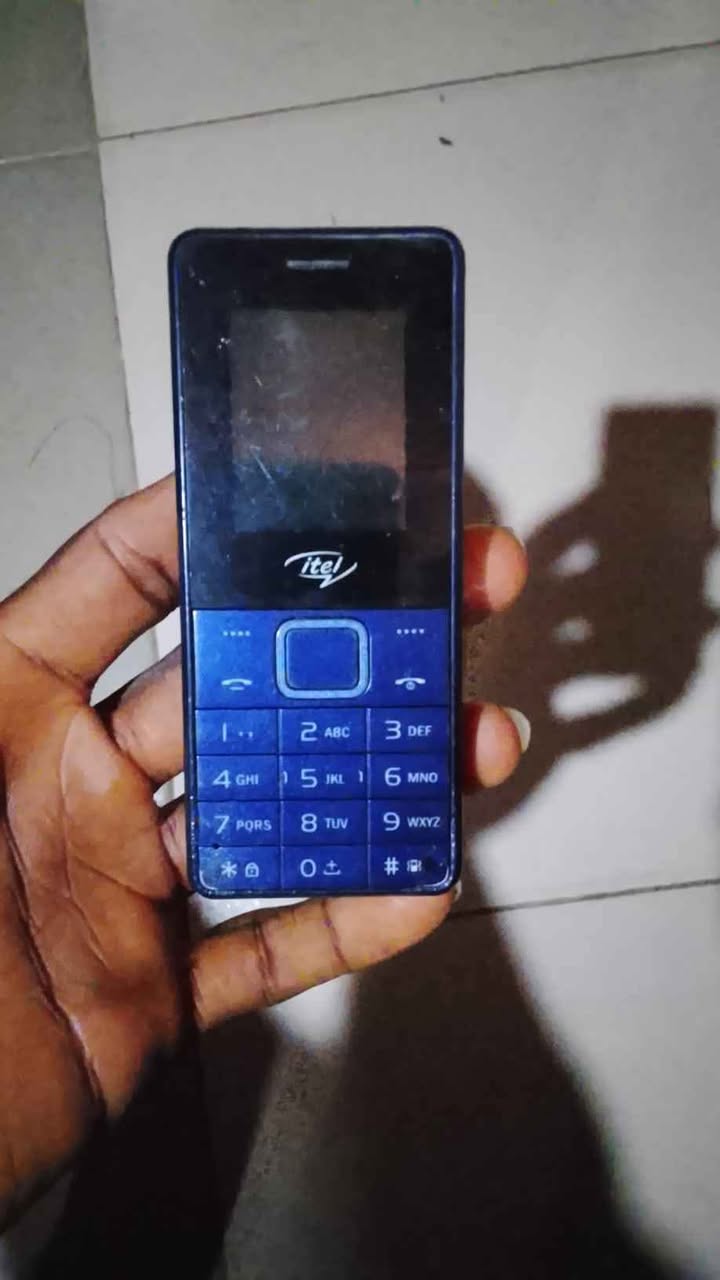 A picture of Small Itel phone for sale