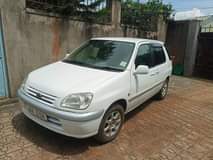 A picture of 2000 TOYOTA Raum Saloon