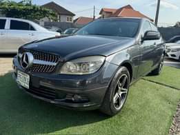 A picture of Mercedes Benz C250 2009 model Preowned Android screen reverse cam