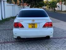 A picture of TOYOTA CROWN ATHLETIC 