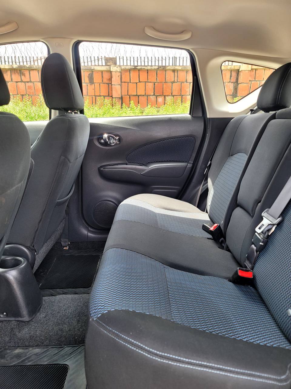 A picture of Foreign used 2014 Nissan versu