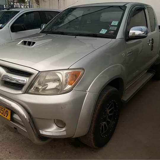 used toyota hilux