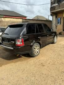 A picture of Naija used