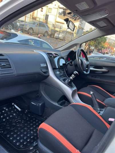 A picture of 2011 Toyota Auris Rs 243
