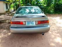 A picture of 2002 Toyota Camery