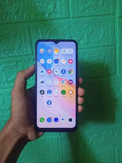 A picture of Vivo Y33 GB 128