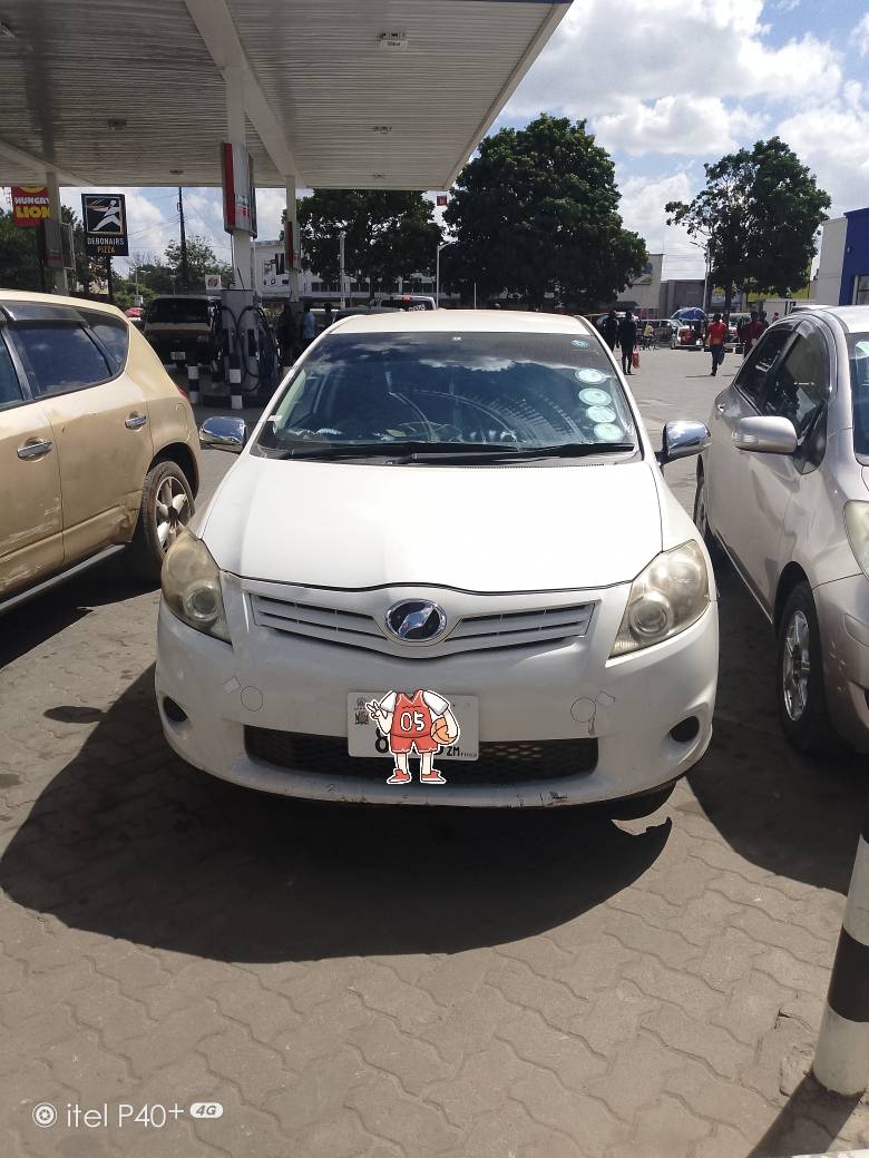 toyota auris