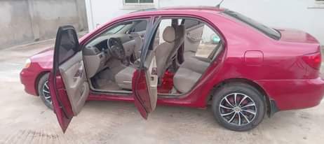 A picture of Toyota Corolla 06