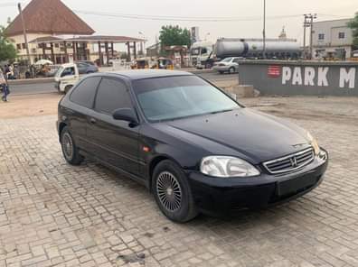 A picture of Distress sales Honda Civic 2000model automatic Buy and drive for