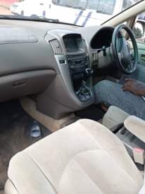 A picture of TOYOTA HARRIER AT