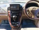 A picture of TOYOTA HARRIER 0716 565650